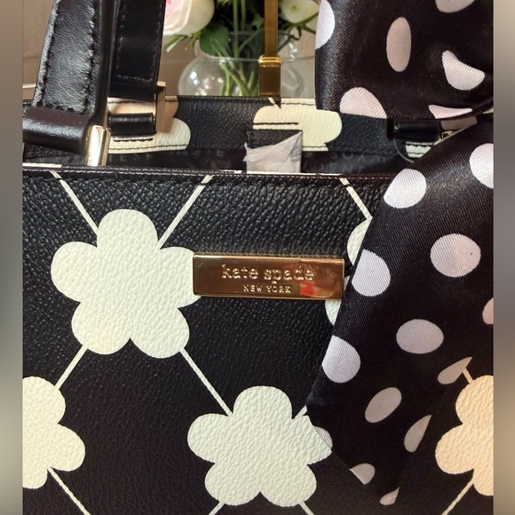 NWT 4FER Kate Spade Juno Floral Grant St Vinyl Mini Tote Black White - Picture 5 of 8